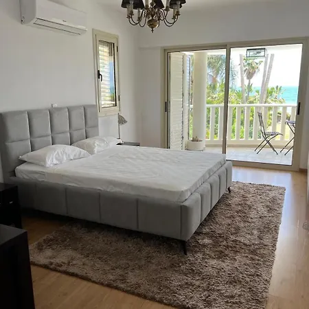 Villa Front Line Luxury House 5 Bedroom Perivolia