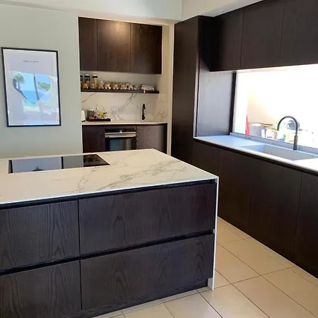 Front Line Luxury House 5 Bedroom